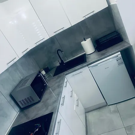 Apartment Silver *